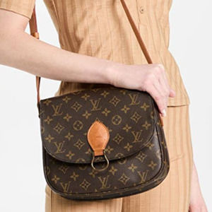 💎✨Authentic✨💎Louis Vuitton Monogram Saint Cloud GM Shoulder Bag